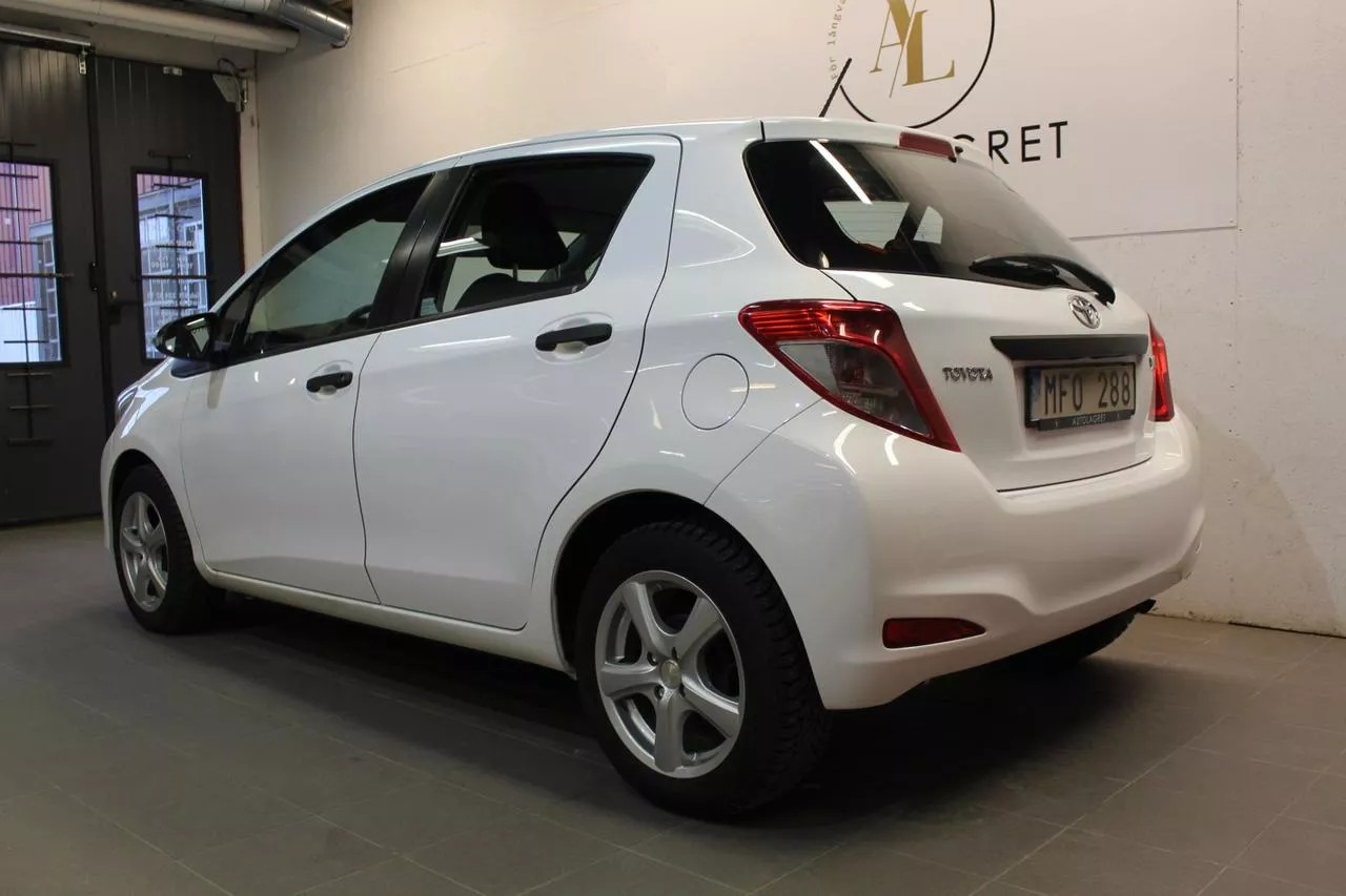 Toyota Yaris 5-dörrar 1.0 VVT-i Manuell, 69hk, 2013