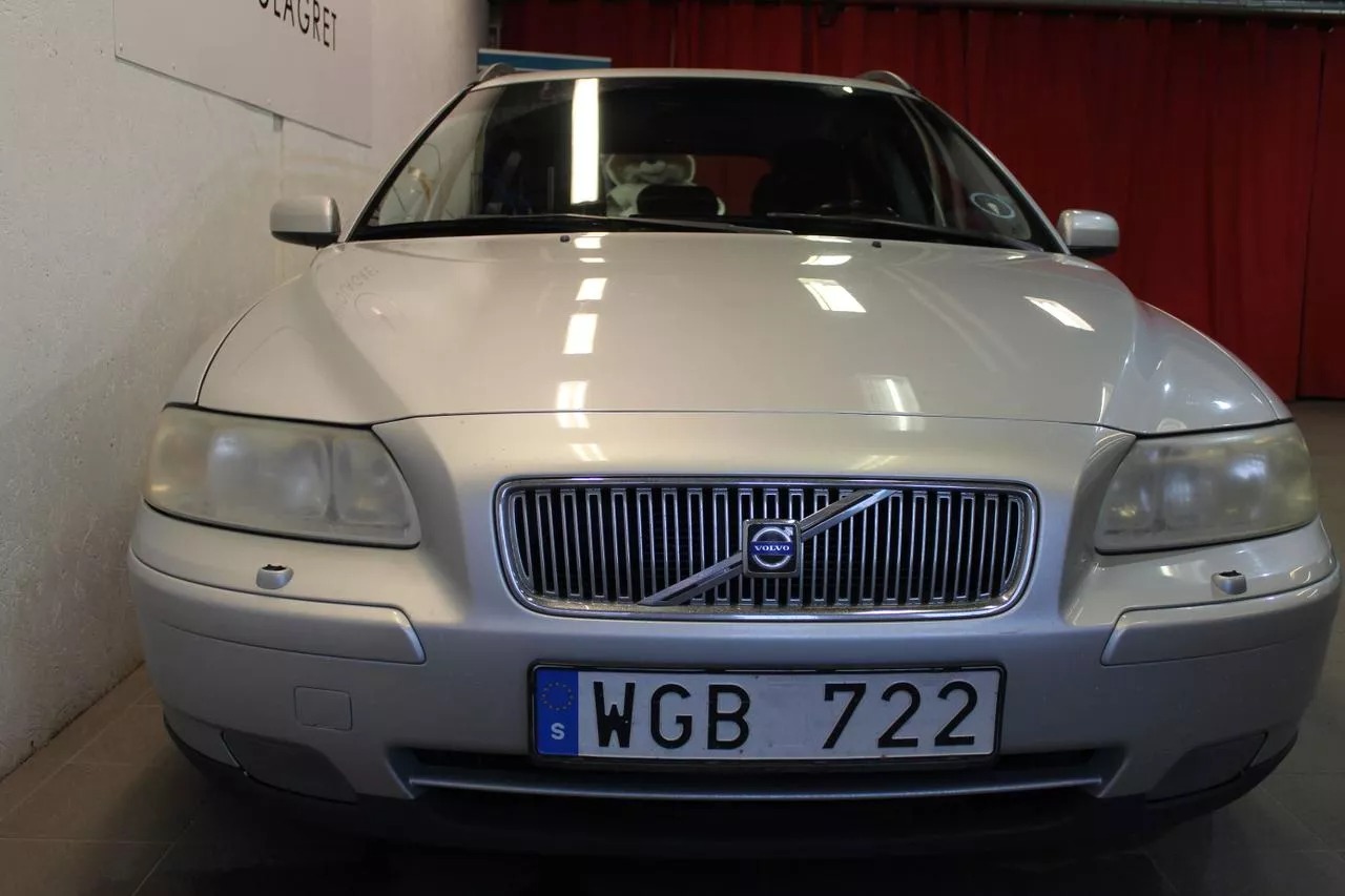 Volvo V70 2.4 Manuell, 140hk, 2005