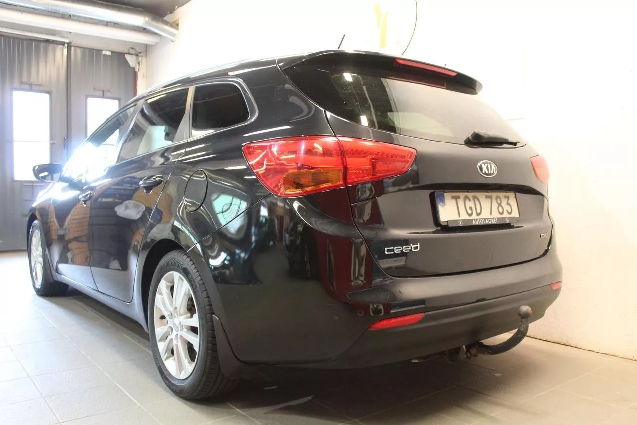 Kia cee'd_sw 1.6 CRDi Manuell, 128hk, 2014