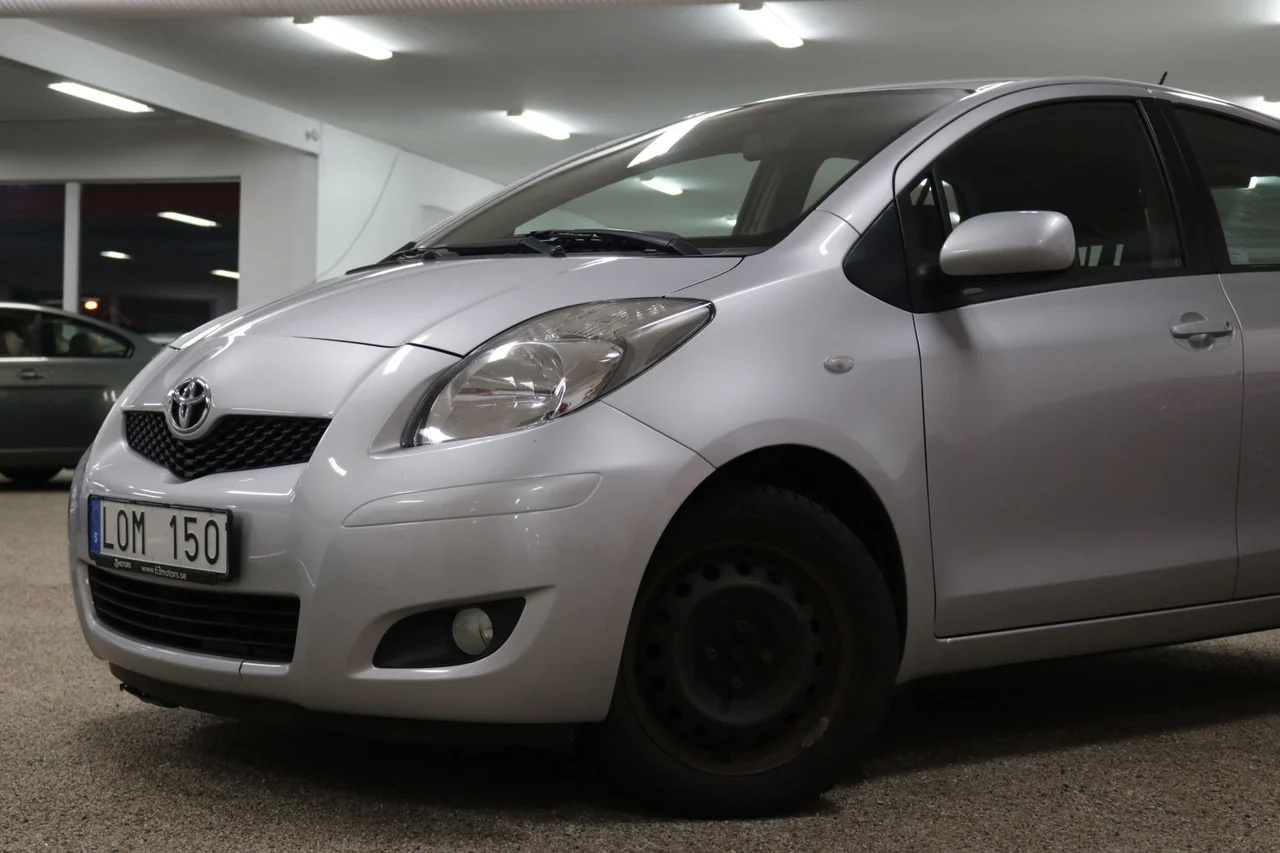 Toyota Yaris 5-dörrar 1.33 Dual VVT-i Manuell, 99hk, 2011