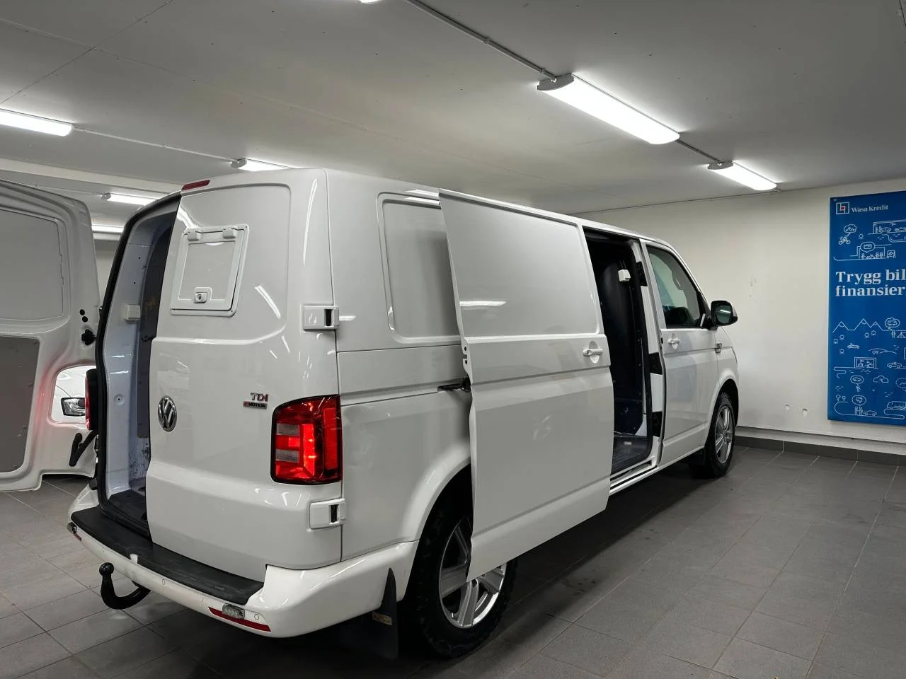 Volkswagen Transporter T30 2.0 TDI 4Motion DSG Sekventiell, 180hk, 2016