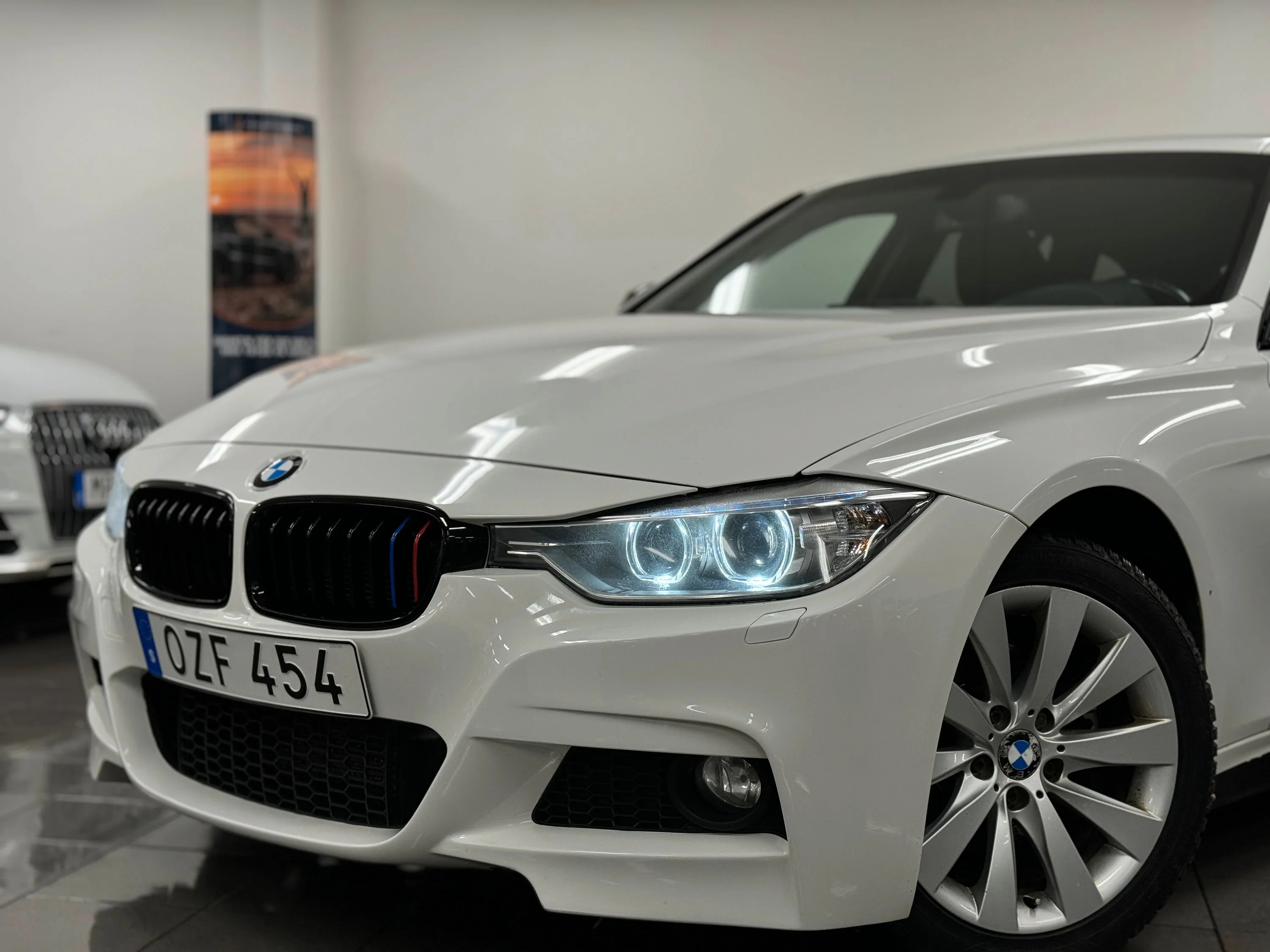 BMW 320d Touring Steptronic, 184hk, 2013