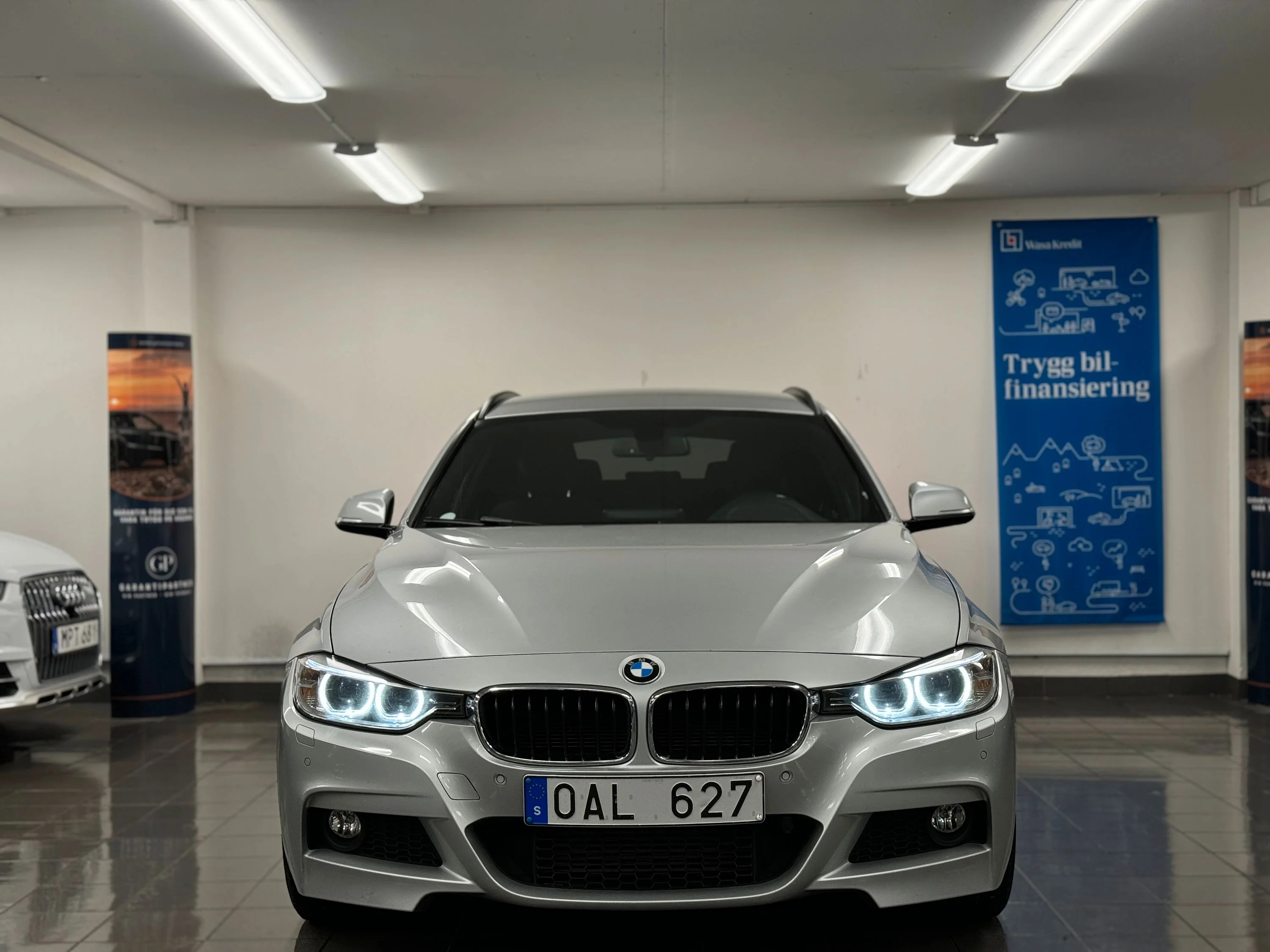 BMW 320d xDrive Touring Steptronic, 184hk, 2014