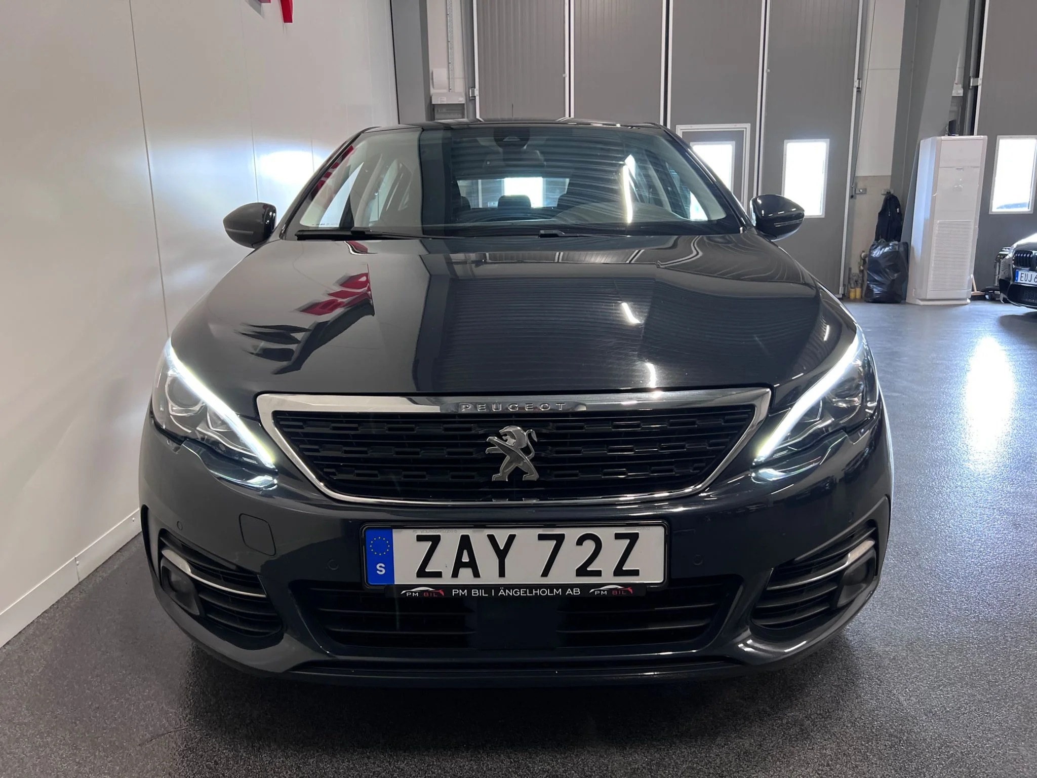 Peugeot 308 1.2 e-THP EAT, 130hk, 2019