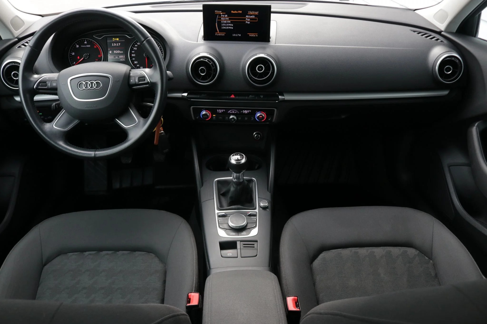 Audi A3 Sportback 1.6 TDI Manuell, 110hk, 2016