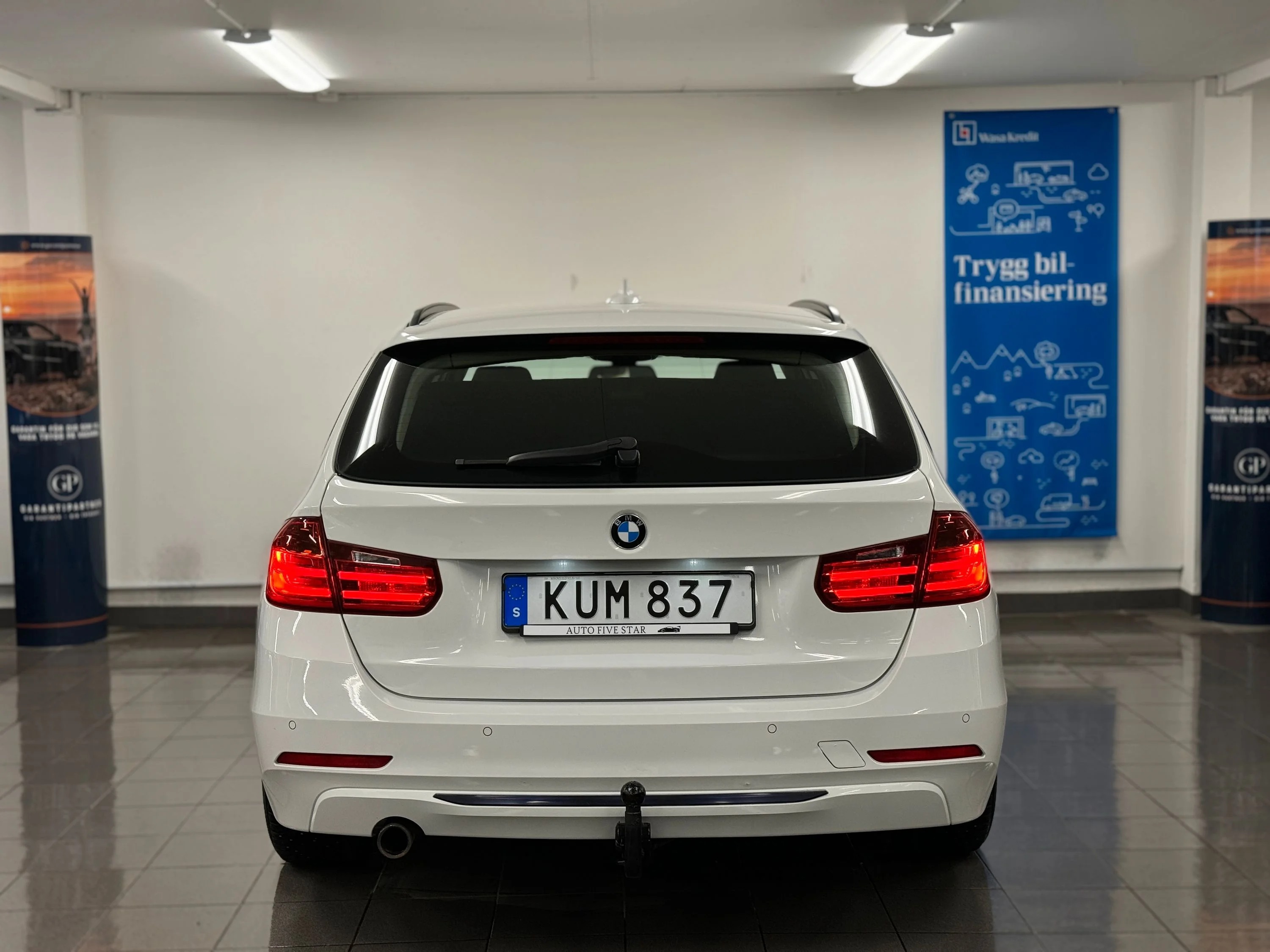 BMW 320d xDrive Touring Steptronic, 184hk, 2015