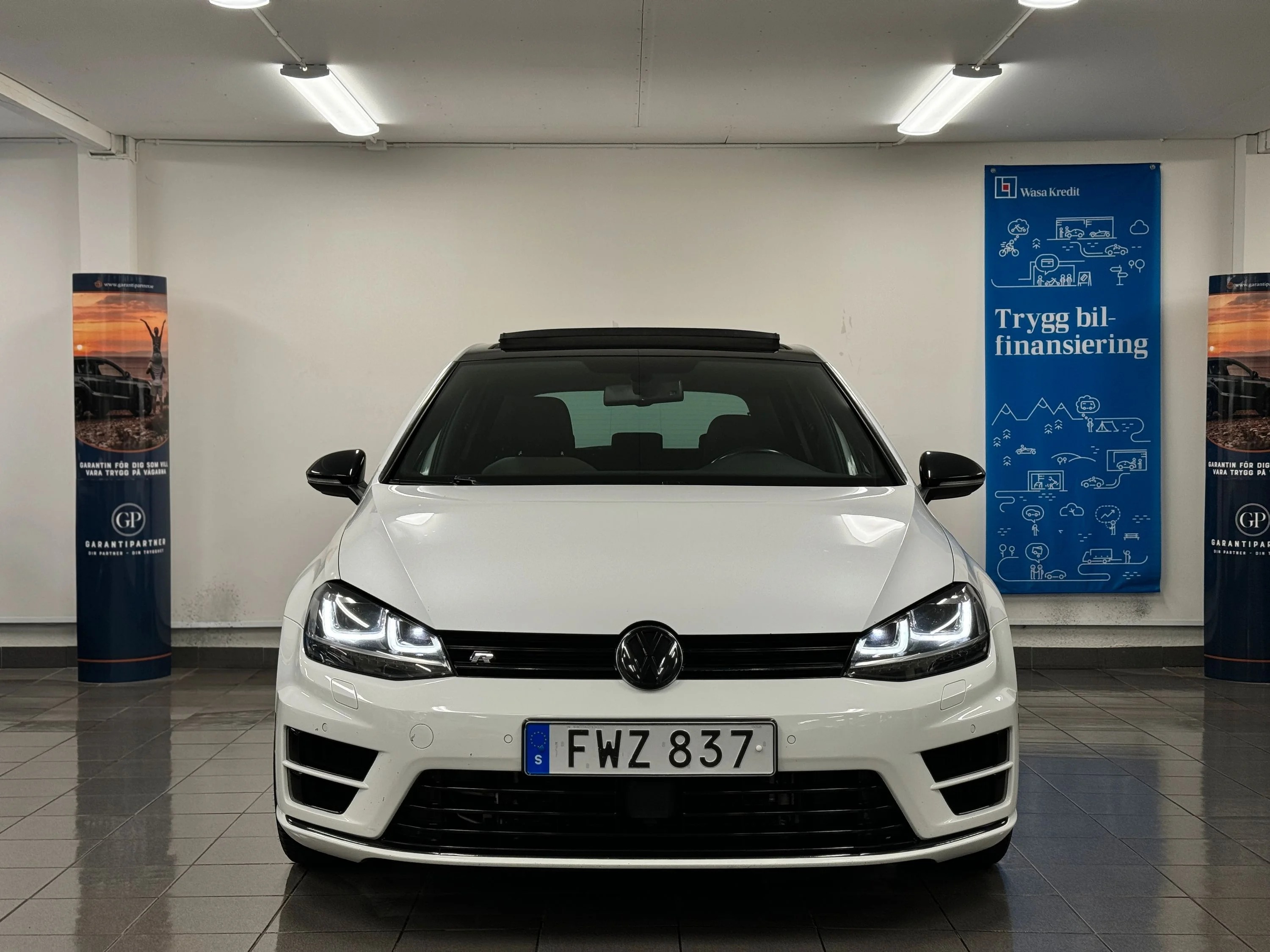 Volkswagen Golf 5-dörrars R DSG Sekventiell, 300hk, 2015